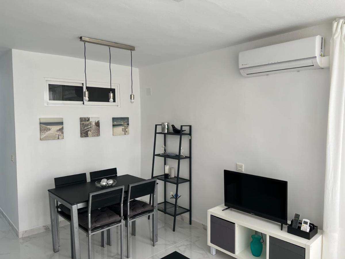 Apartamento Con Piscina Y Barbacoa Διαμέρισμα La Cala Del Moral Εξωτερικό φωτογραφία