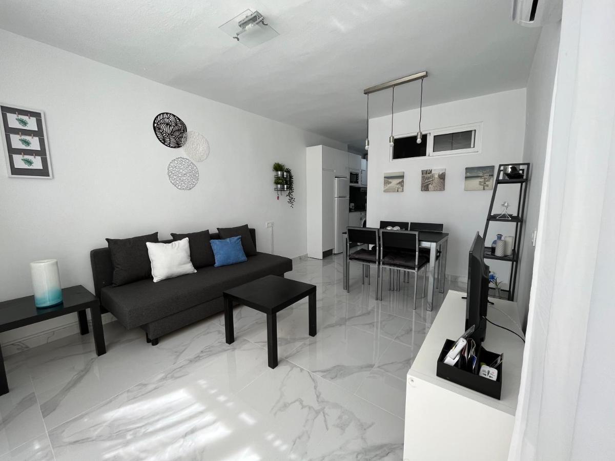 Apartamento Con Piscina Y Barbacoa Διαμέρισμα La Cala Del Moral Εξωτερικό φωτογραφία
